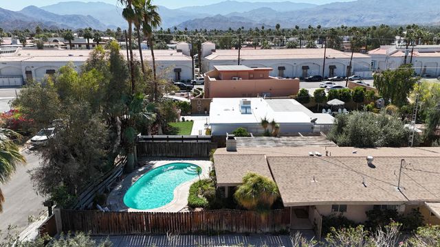 44841 San Jacinto Avenue, Palm Desert, CA 92260