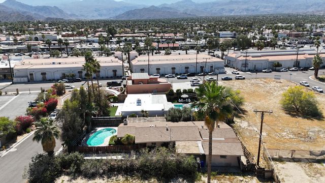 44841 San Jacinto Avenue, Palm Desert, CA 92260