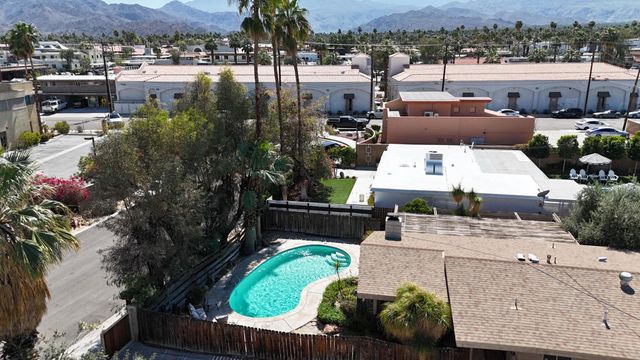 44841 San Jacinto Avenue, Palm Desert, CA 92260