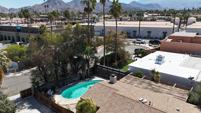 44841 San Jacinto Avenue, Palm Desert, CA 92260