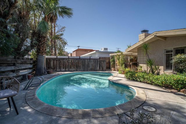 44841 San Jacinto Avenue, Palm Desert, CA 92260