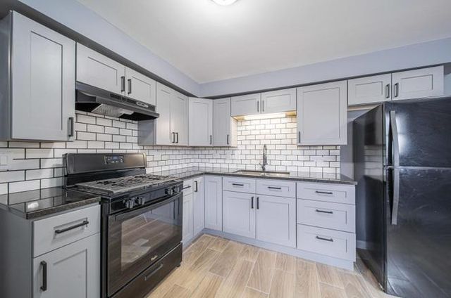 15334 Dr. Martin Luther King Jr. Drive 2E, Dolton, IL 60419