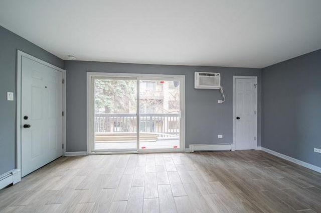 15334 Dr. Martin Luther King Jr. Drive 2E, Dolton, IL 60419