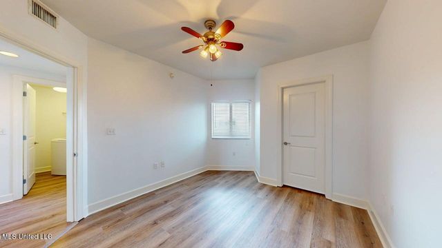 1899 Beach Boulevard, 1004, Biloxi, MS 39531