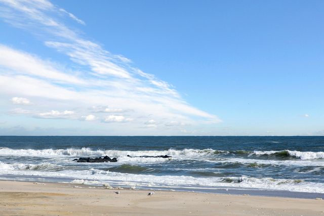 212 Monroe Avenue, Spring Lake, NJ 07762