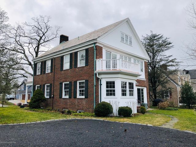 212 Monroe Avenue, Spring Lake, NJ 07762