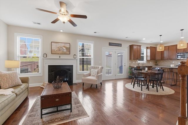 22 Kelvyn Street, Greer, SC 29651