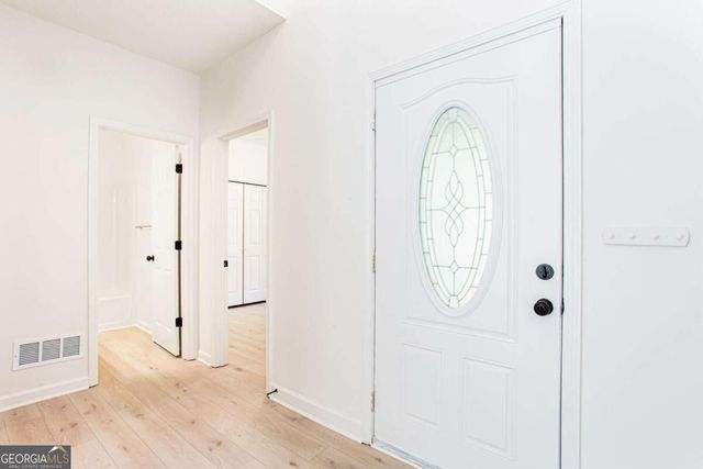 8071 Beachwood Drive, Murrayville, GA 30564