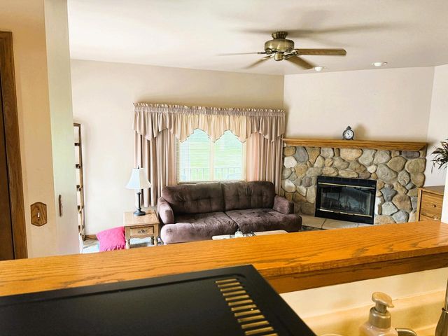 7155 S 49th STREET, Franklin, WI 53132