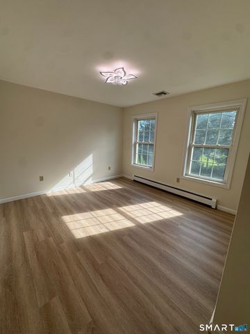 52 Middle Road, Preston, CT 06365