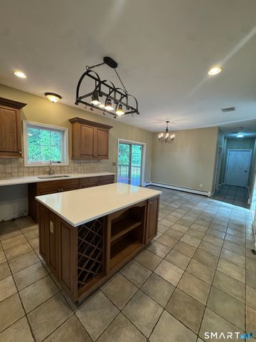 52 Middle Road, Preston, CT 06365