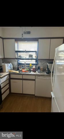 3 ADELENE AVE, Newark, DE 19711