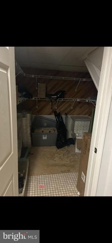 3 ADELENE AVE, Newark, DE 19711