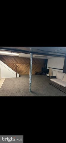 3 ADELENE AVE, Newark, DE 19711