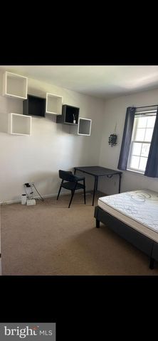 3 ADELENE AVE, Newark, DE 19711