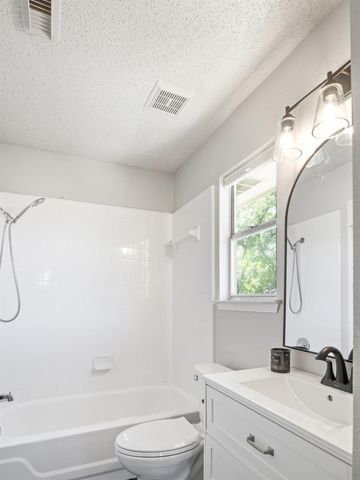 6420 Wareham LN, Austin, TX 78739