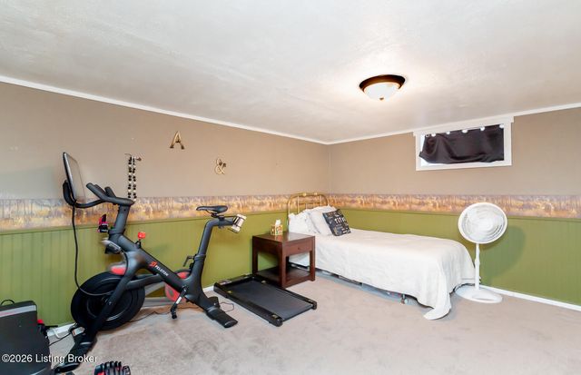 5245 Julia Rd, Louisville, KY 40258