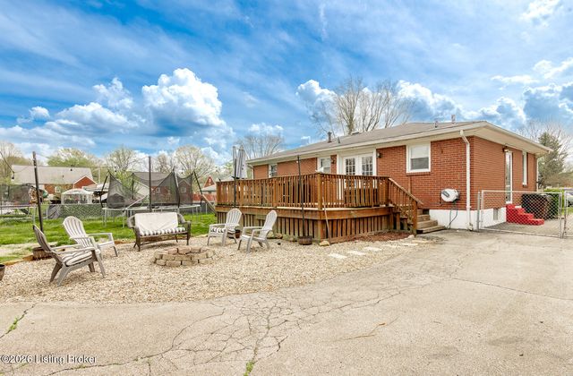 5245 Julia Rd, Louisville, KY 40258