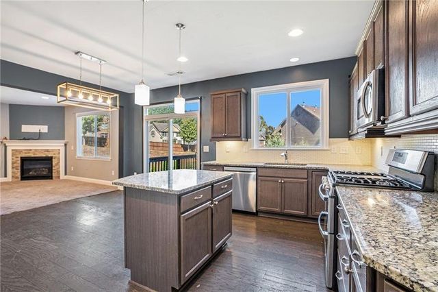 115 Floating Leaf Way, Dallas, GA 30132