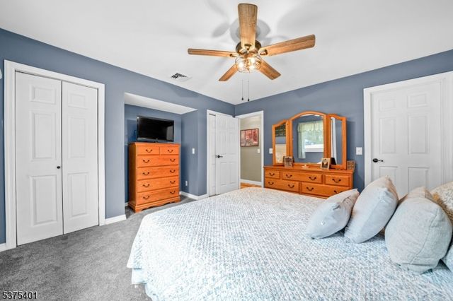9 Chanwood Dr, Hampton Twp., NJ 07860