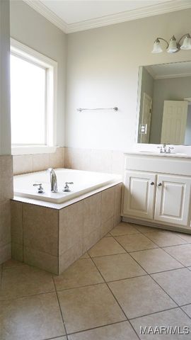 9537 GREYTHORNE Way, Montgomery, AL 36117