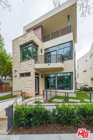 12962 Discovery, Los Angeles, CA 90094