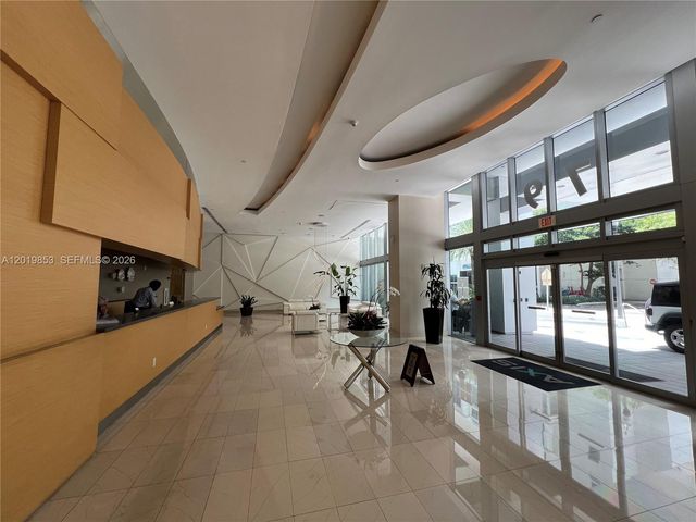 79 SW 12th St 2903-S, Miami, FL 33130