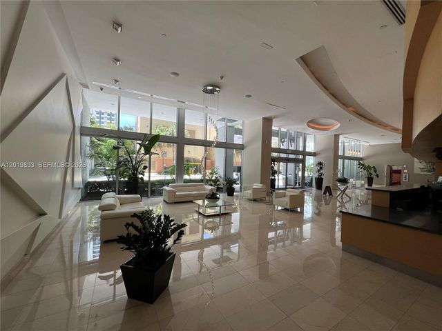79 SW 12th St 2903-S, Miami, FL 33130