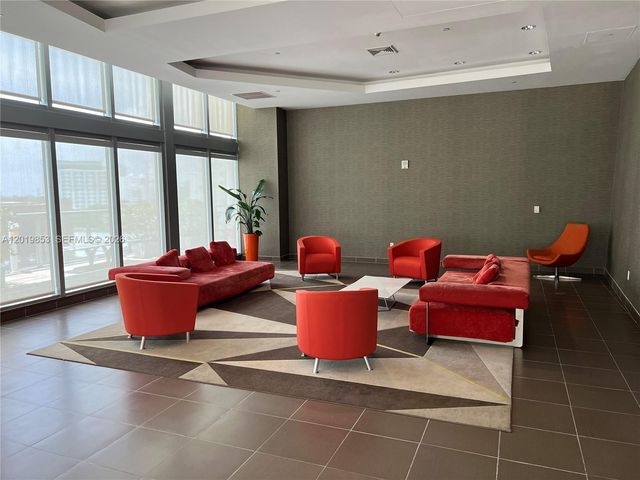 79 SW 12th St 2903-S, Miami, FL 33130
