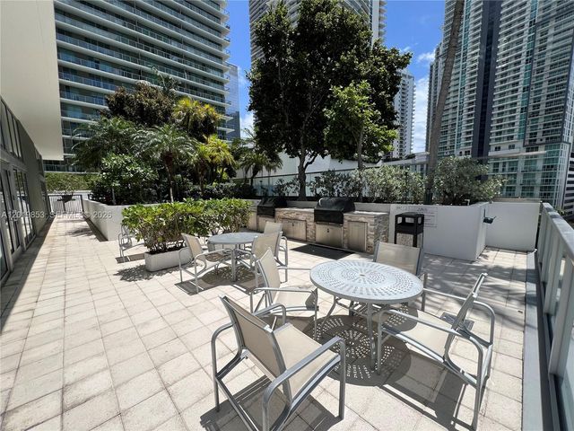 79 SW 12th St 2903-S, Miami, FL 33130