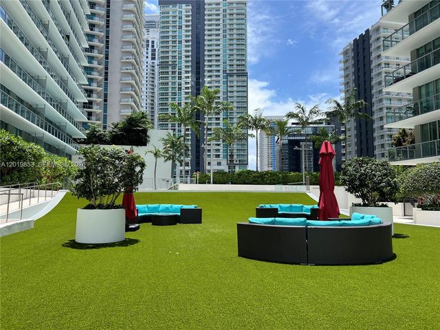 79 SW 12th St 2903-S, Miami, FL 33130