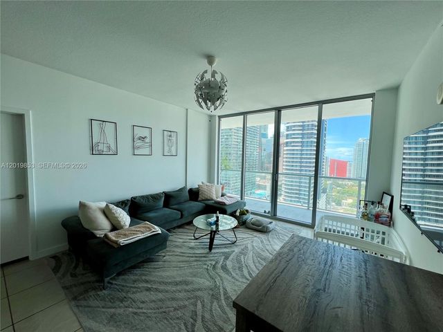 79 SW 12th St 2903-S, Miami, FL 33130