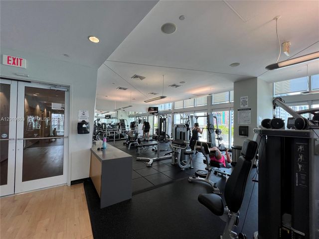 79 SW 12th St 2903-S, Miami, FL 33130