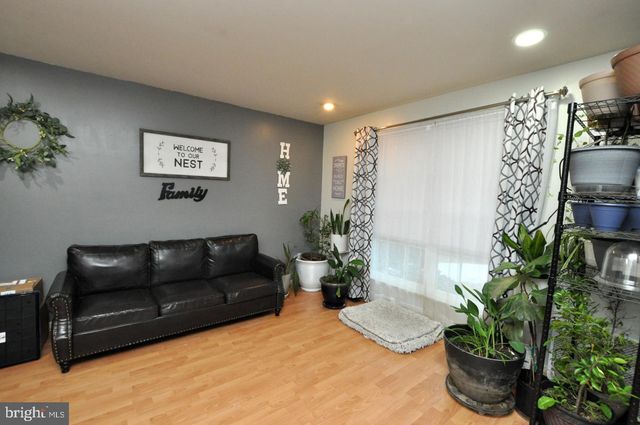 15 CRAWFORD DRIVE, Sicklerville, NJ 08081