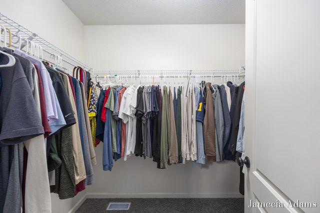 511 Ivy Grove South Grove, Grand Rapids, MI 49534