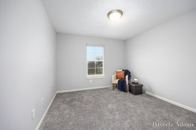 511 Ivy Grove South Grove, Grand Rapids, MI 49534