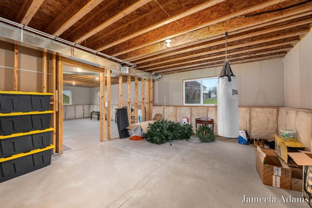 511 Ivy Grove South Grove, Grand Rapids, MI 49534