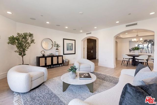 11715 Chenault Street PH1, Los Angeles, CA 90049