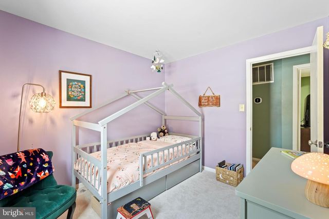 9514 CENTER ST, Vienna, VA 22181