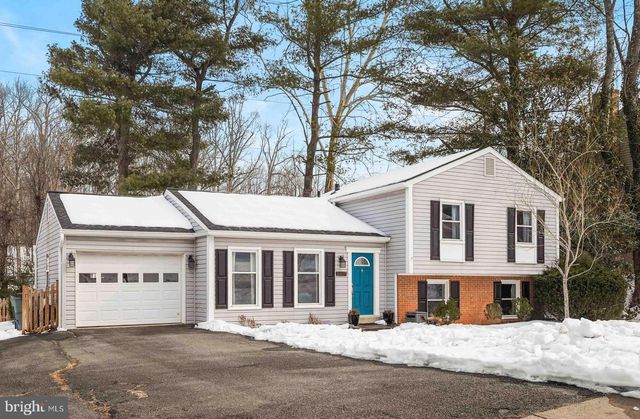 9514 CENTER ST, Vienna, VA 22181