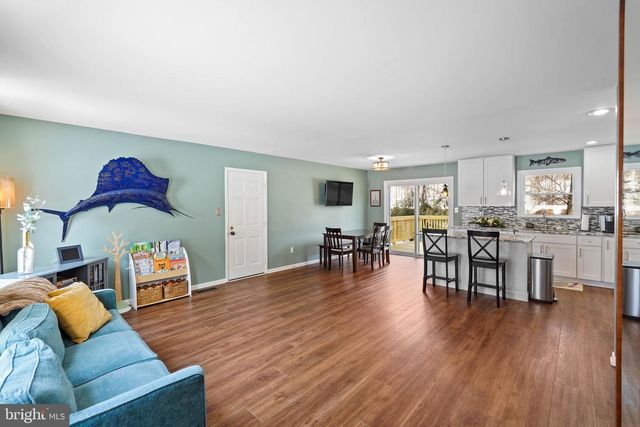 9514 CENTER ST, Vienna, VA 22181