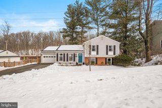 9514 CENTER ST, Vienna, VA 22181