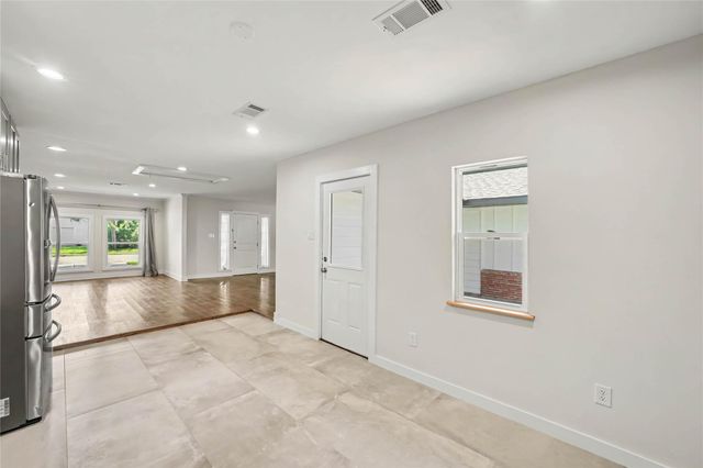 4709 Sanborn Drive, Houston, TX 77092