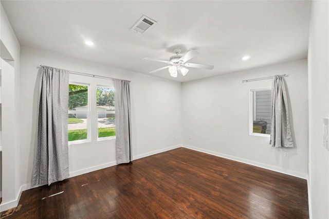 4709 Sanborn Drive, Houston, TX 77092