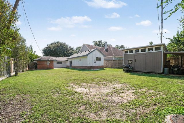 4709 Sanborn Drive, Houston, TX 77092