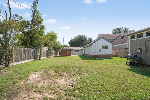 4709 Sanborn Drive, Houston, TX 77092