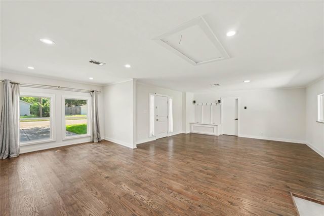 4709 Sanborn Drive, Houston, TX 77092