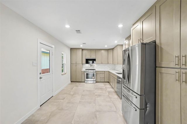 4709 Sanborn Drive, Houston, TX 77092