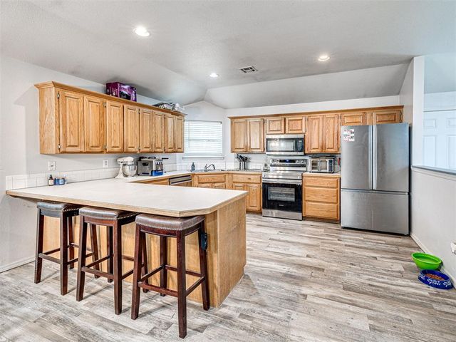 110 Cuyler Drive, Shawnee, OK 74804