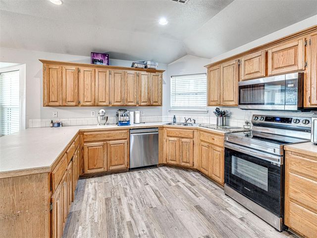 110 Cuyler Drive, Shawnee, OK 74804